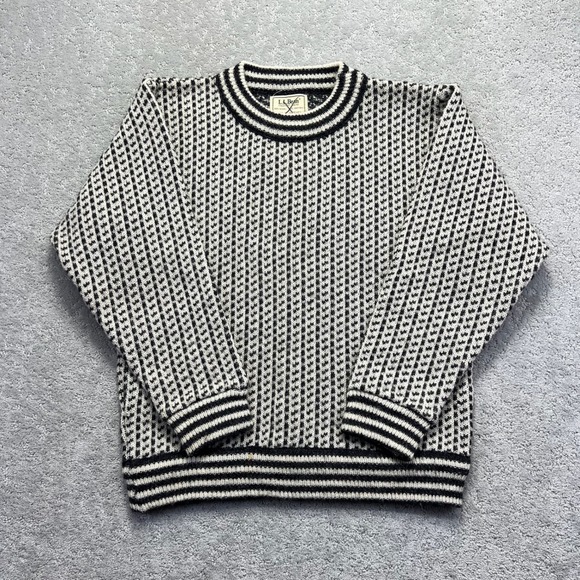 L.L. Bean Sweaters - VINTAGE LL Bean Sweater Womens M White Black Birds Eye Wool Blend Made in Norway